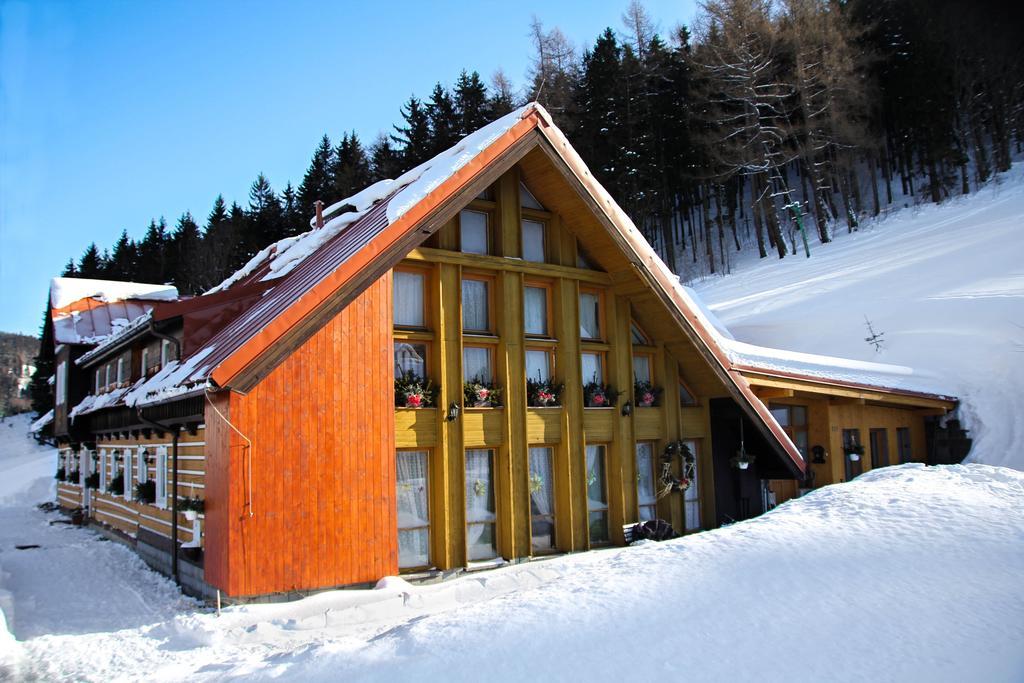 Penzion U Veselych Pec pod Sněžkou Exterior foto